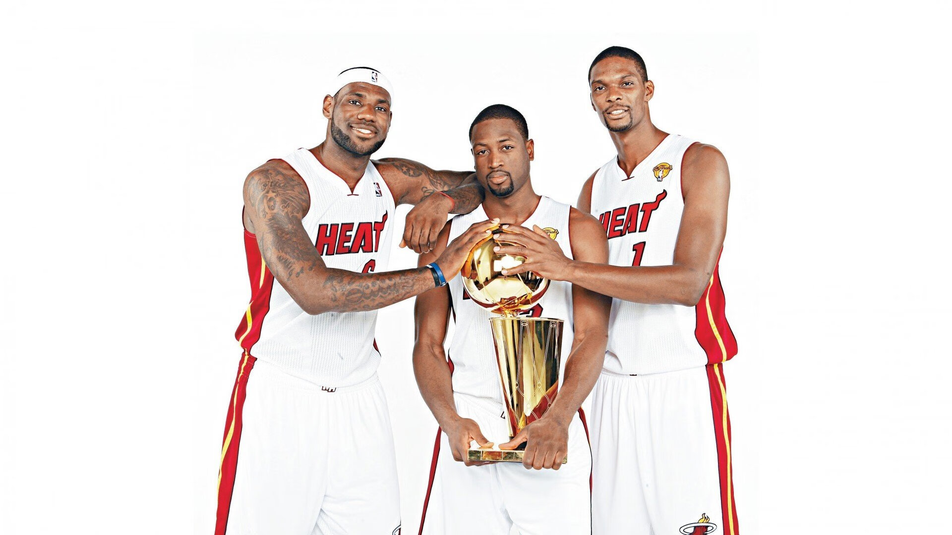 火箭正在评估莫兰特！交易不被看好，篮网和太阳都是前车之鉴，莫兰特加盟火箭