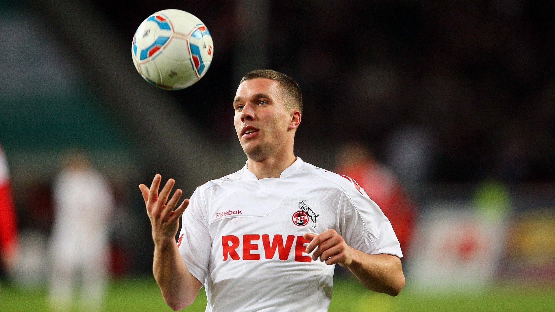 米兰体育入口-梅西新纪录集锦火出圈：他不是 GOAT，是历史本身，梅西最新专访